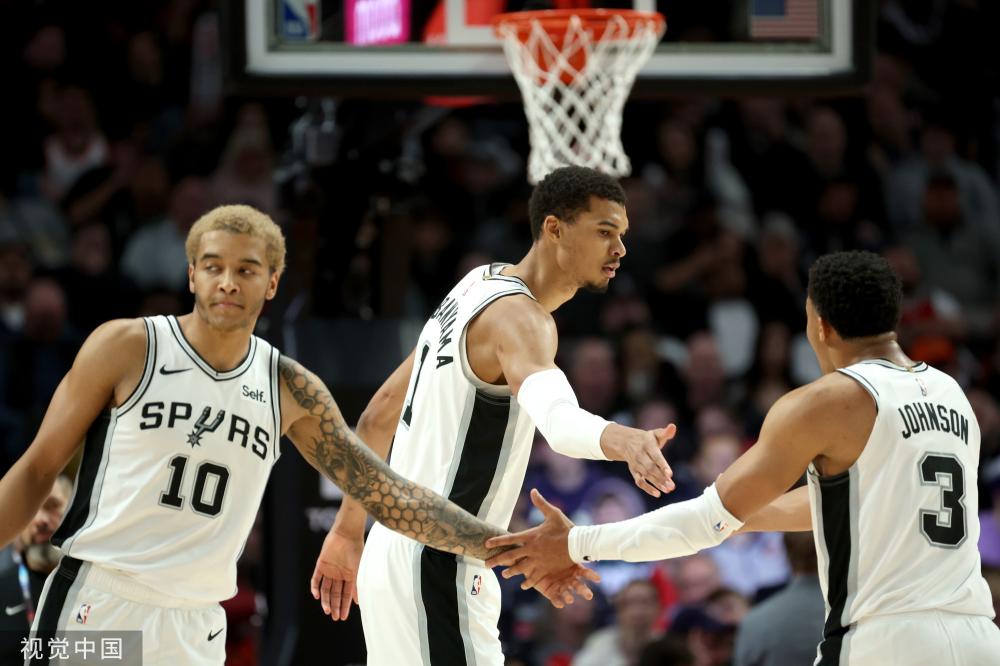 廣廈正充滿 廣廈正充滿