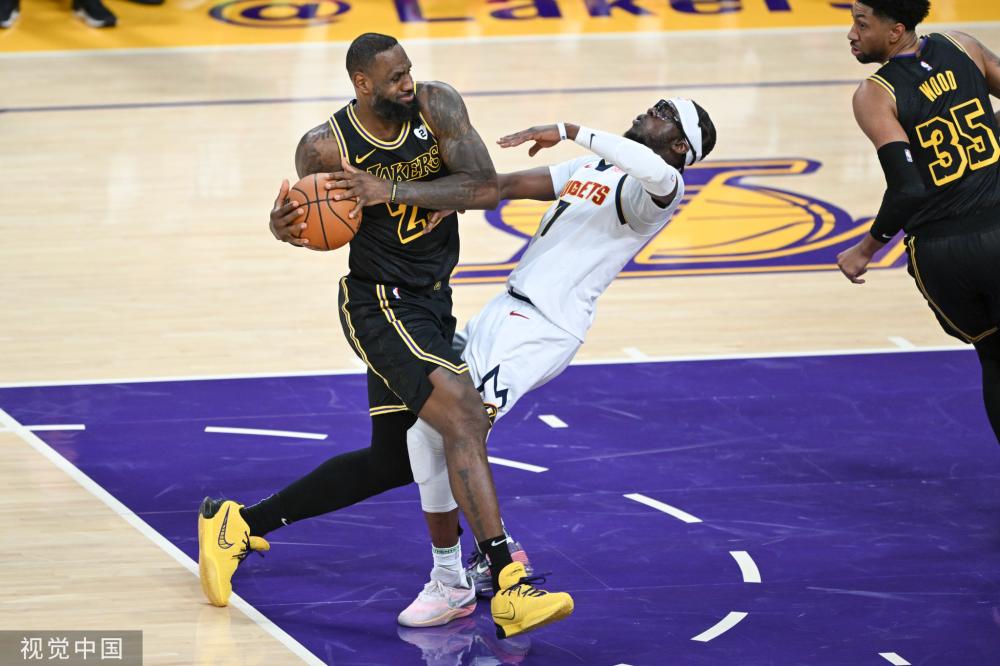 布置重兵 布置重兵